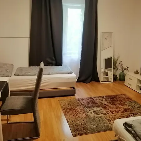 Maya's Easy Apartment Graz